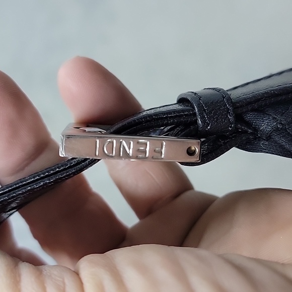 Sold! FENDI Baguette jersey fabric is sticky - Picture 8 of 16